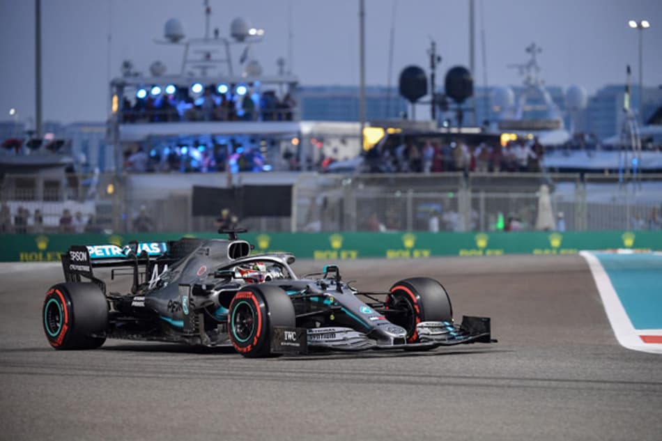 GP de Abu Dhabi: com novo recorde na Yas Marina, Lewis Hamilton garante sua quinta pole do ano