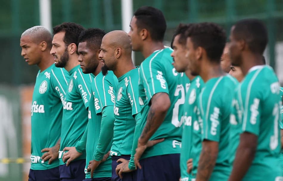 Organizada pede saídas de jogadores no Palmeiras. Gostaria de ter algum? Veja as situações dos nomes citados