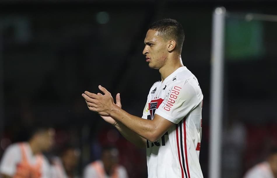 ATUAÇÕES: Antony brilha e comanda vitória do São Paulo no Morumbi