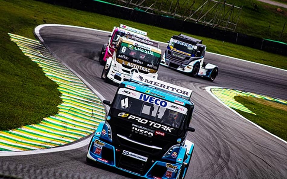 FOTOS: o melhor desta sexta-feira da Grande Final da Copa Truck em Interlagos