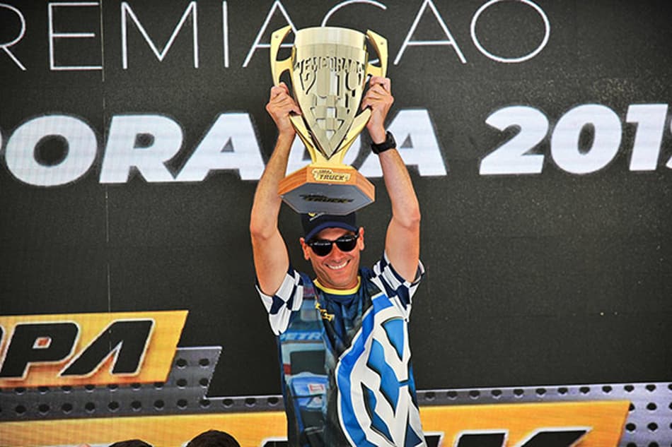 Com "cereja do bolo", Beto Monteiro fecha "melhor ano da vida" sagrando-se campeão da Copa Truck