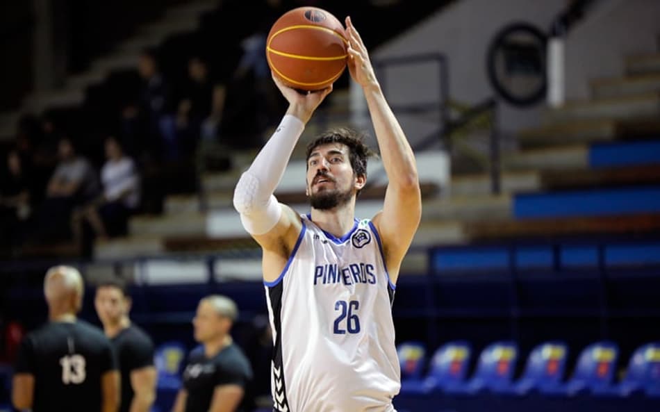 Pinheiros vence Mogi fora de casa e garante classificação no Super 8