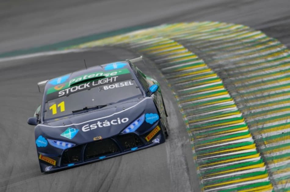 Pedro Boesel mira bom classificatório após treinos livres com muita chuva em Interlagos
