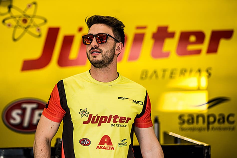 Casagrande larga na 4ª fila e conta com boa estratégia para lutar pela vitória em Interlagos