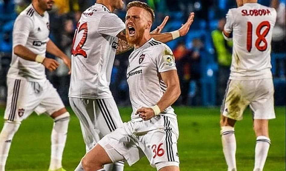 Lucas Lovat aparece entre os principais 'assistentes' da Europa