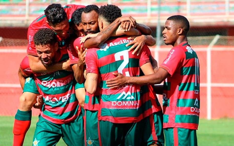 Portuguesa visita América para tentar manter liderança no Carioca