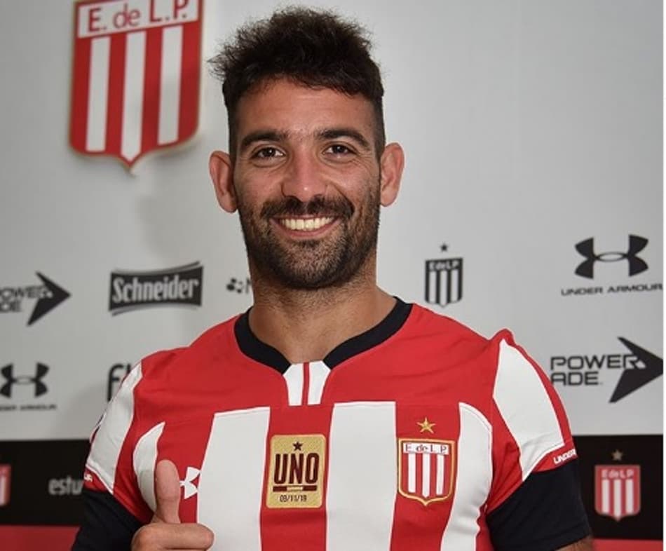 Martín Cauteruccio é apresentado pelo Estudiantes de La Plata