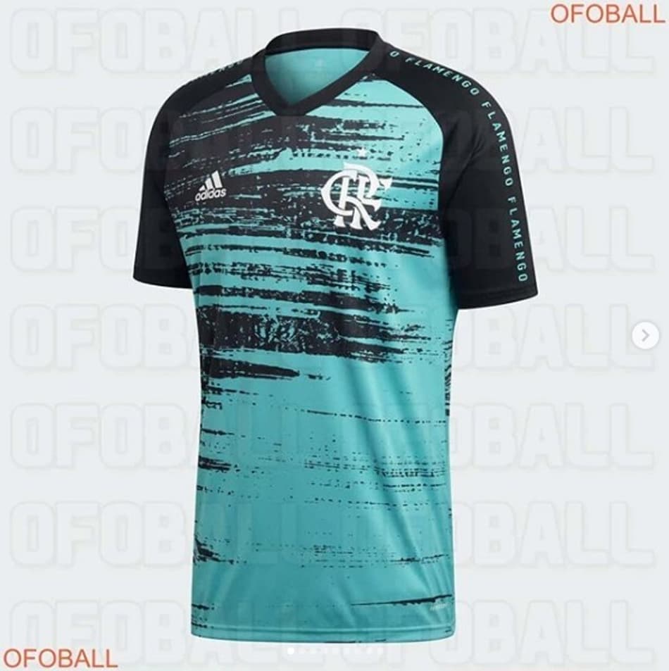 Nova camisa de aquecimento e uniformes de treino do Flamengo vazam na internet