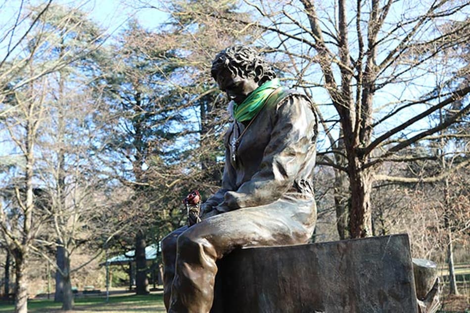 VÍDEO: F1Mania visita homenagens a Ayrton Senna em Imola