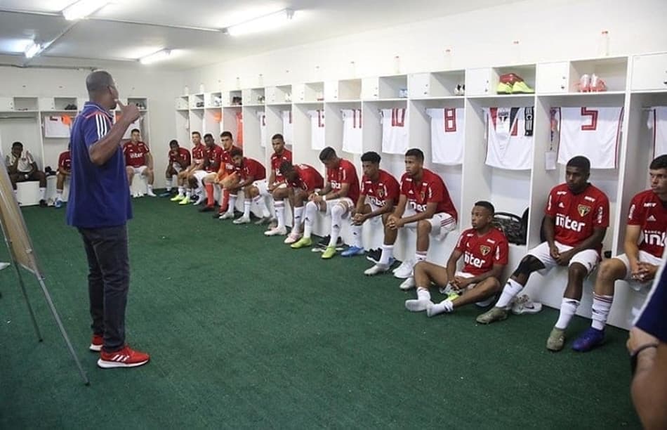 Entenda o que o São Paulo precisa para avançar de fase na Copinha