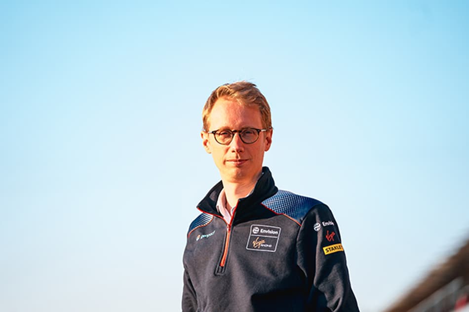 Virgin Racing "cautelosamente otimista" após vitória de Sam Bird em Al-Diriyah