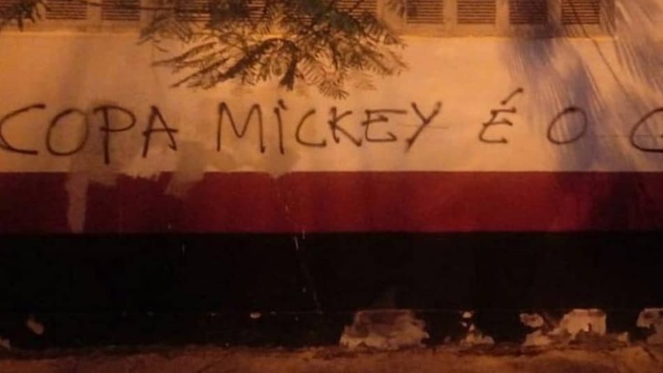 Briga, Ronaldinho, Copa Mickey… Lembre fatos curiosos da Florida Cup