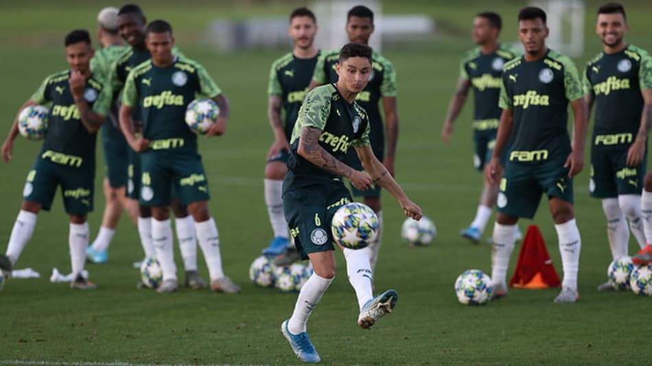 Palmeiras faz treino com desgaste dosado em dia de jogo na Flórida