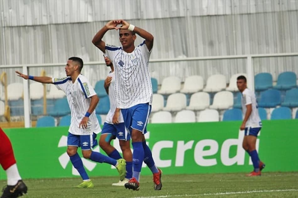Dupla do Avaí ressalta importância de concentração nas oitavas de final da Copinha