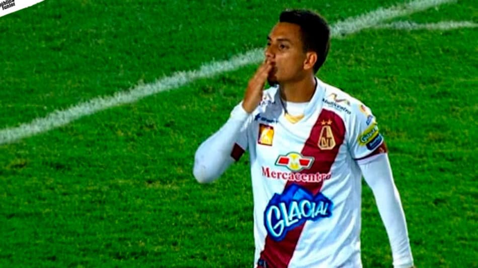 Disputado por México e MLS, Álex Castro tem futuro delineado