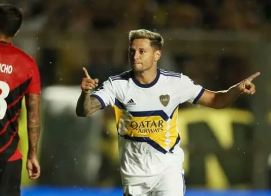 Zárate brilha e Boca Juniors derrota Athletico em amistoso