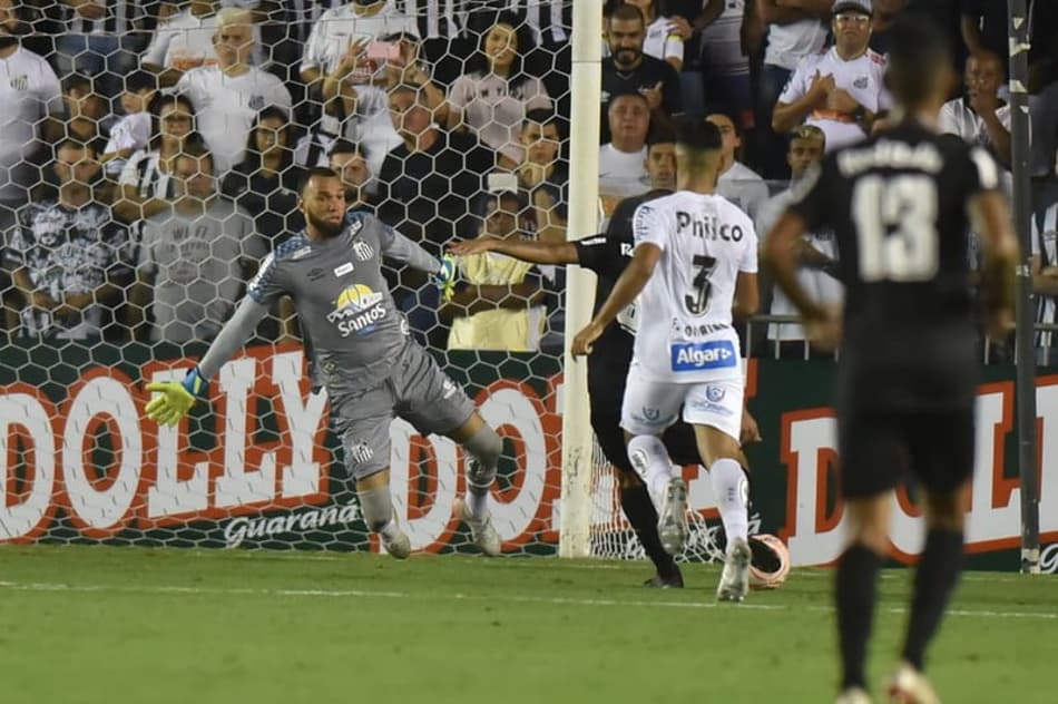ATUAÇÕES: Sem brilho, Everson e Marinho são os melhores do Santos