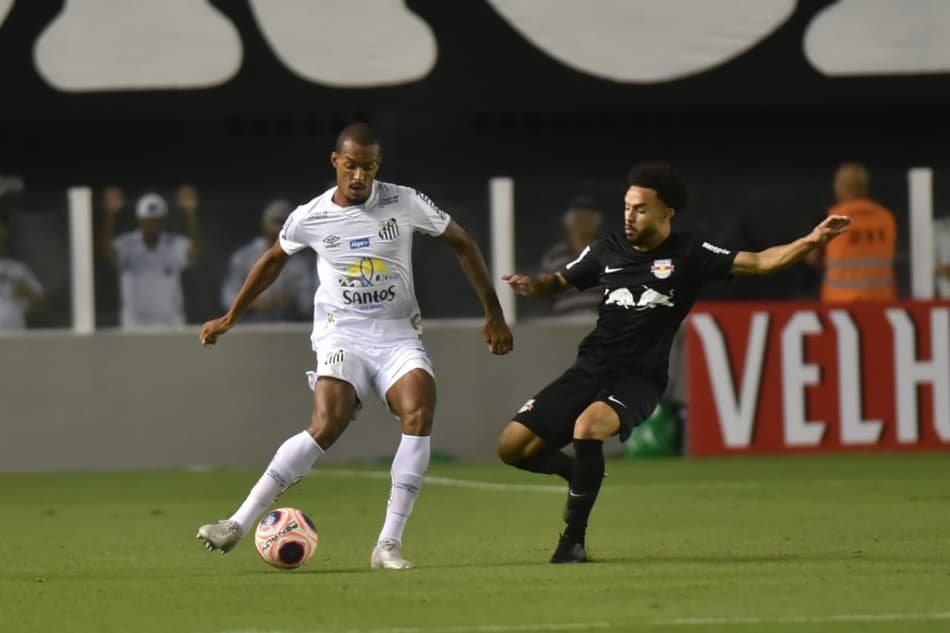 Luiz Felipe vê boa estreia do Santos e valoriza RB: ‘Equipe entrosada’