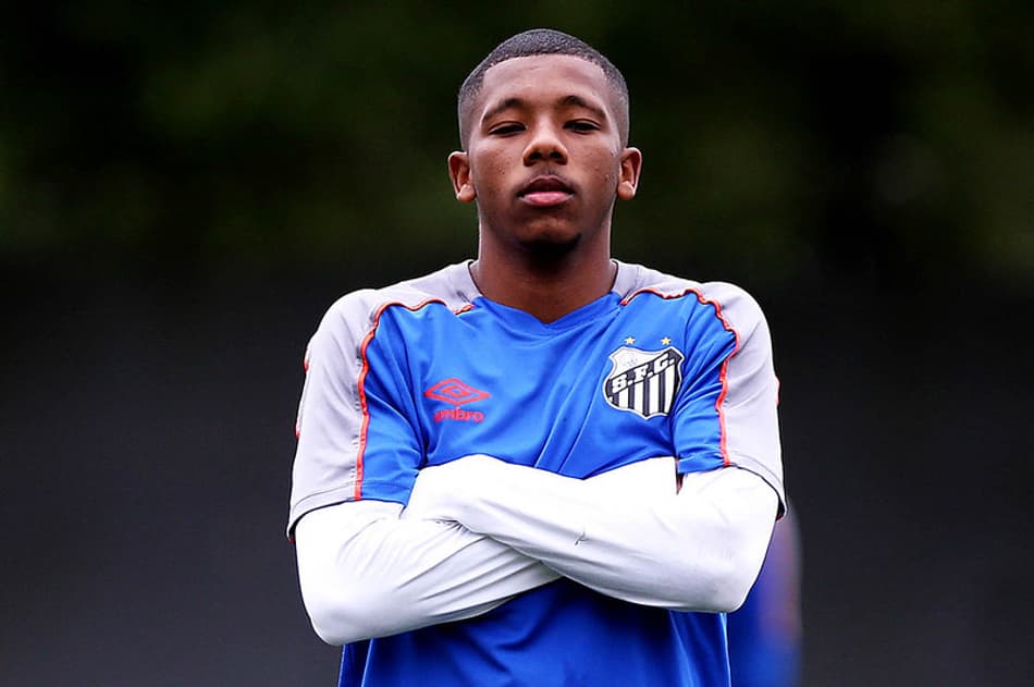 Santos não tem acordo por renovação e avisa Nicolas sobre saída