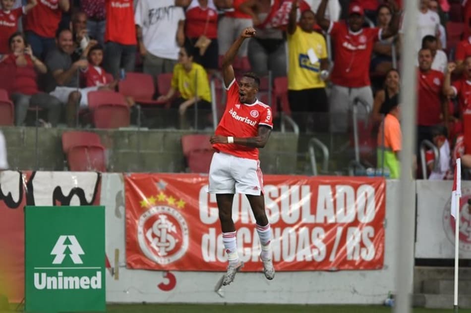 Com gols de Edenílson, D’Ale e Guerrero, Inter bate o Pelotas e segue 100% no Gauchão