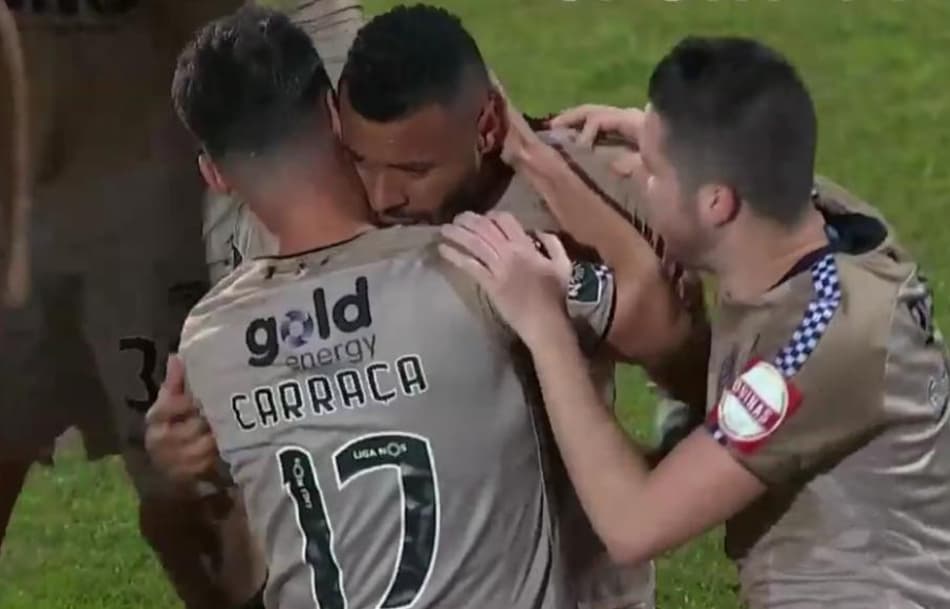 Cassiano garante vitória do Boavista em Portugal e ganha prêmio de melhor do jogo