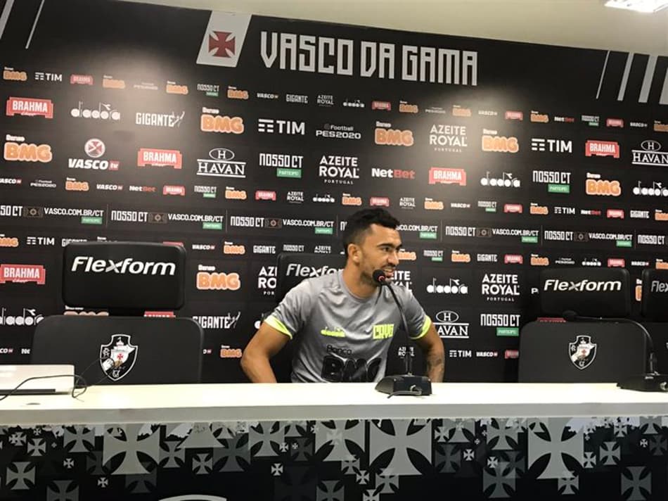 Raul vê Abel 'paizão' e fala sobre Guarín: 'Sabemos que a vontade dele é estar aqui'