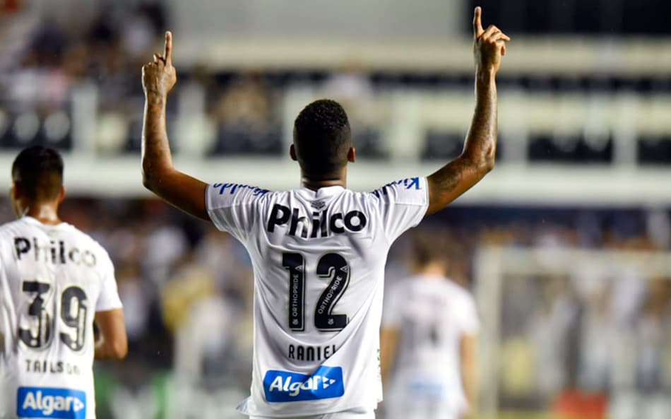 ATUAÇÕES: Raniel decide com dois gols e é o melhor do Santos; veja as notas