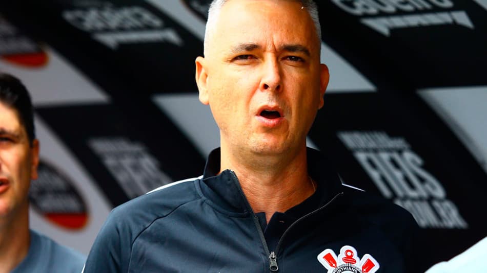 Corinthians entra na semana mais importante do ano buscando melhora