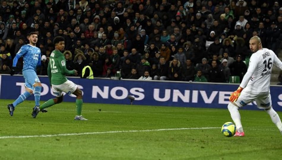 Fora de casa, Olympique de Marselha vence o Saint-Étienne pelo Francês