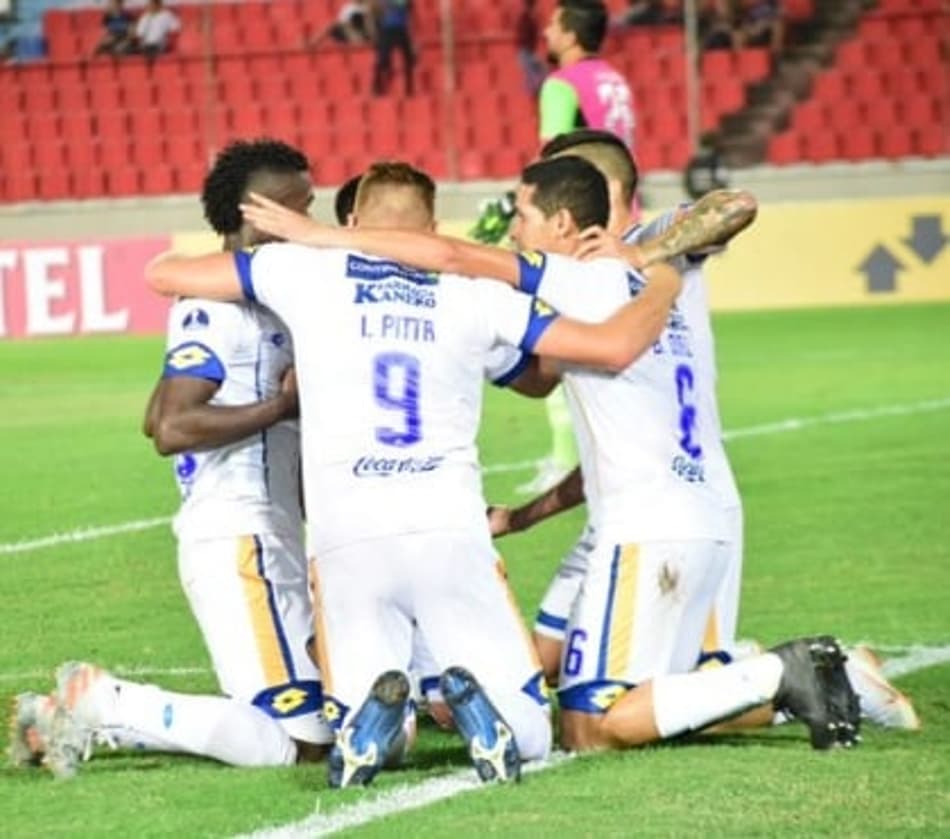 Em jogo de cinco gols, Sportivo Luqueño derrota o Mineros de Guayana