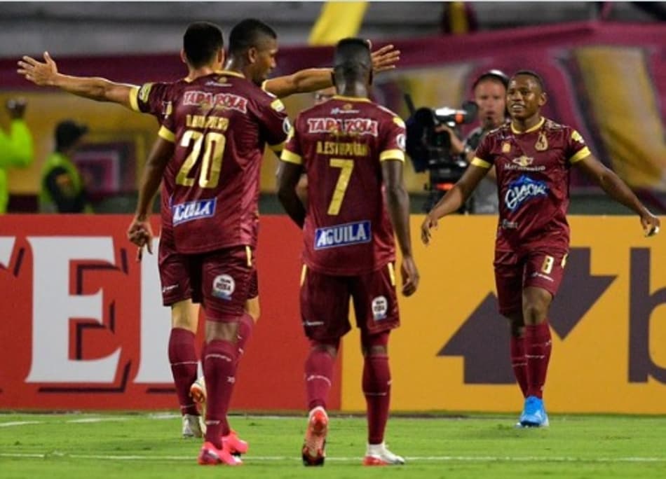 Com nova vitória sobre o Macará, Tolima avança e entra na rota do Inter na Pré-Libertadores