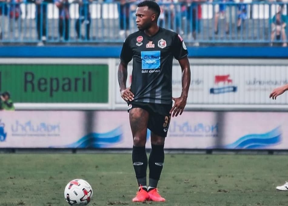 Heberty estreia na Thai League 2020 marcando dois em goleada do Port FC