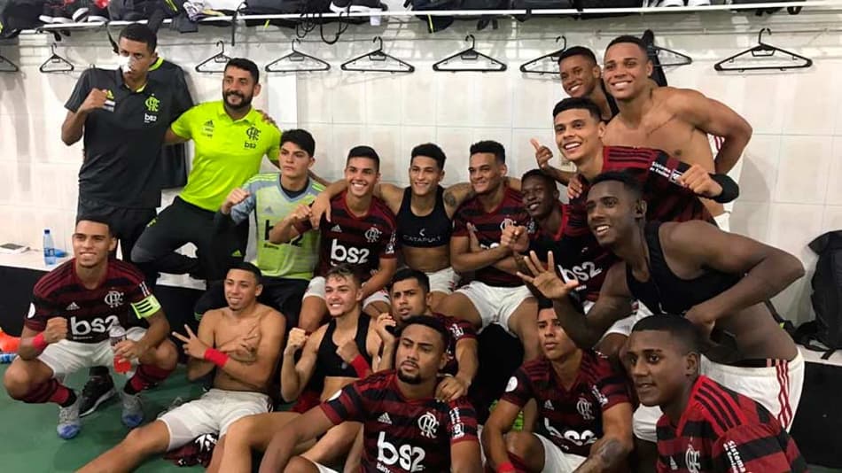 Goleada de virada, susto e corte: Flamengo mantém 100% em noite intensa pela Libertadores Sub-20