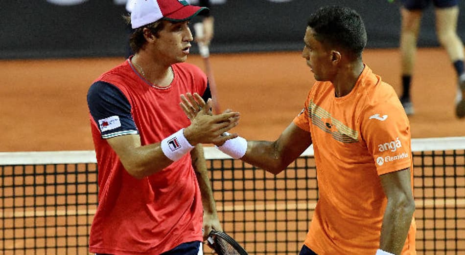 Monteiro se recupera e vence na dupla com Meligeni no Rio