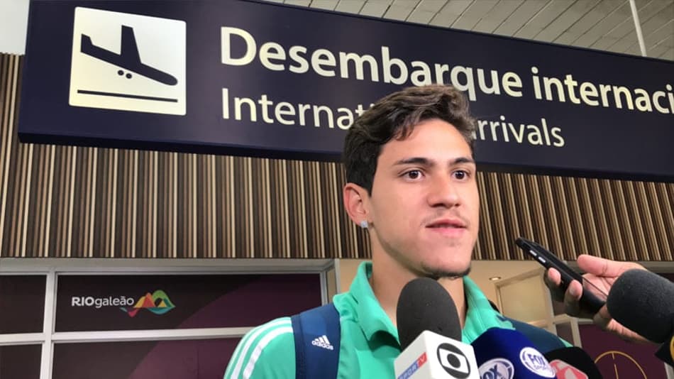 Polícia do Rio investiga passaporte esportivo de Pedro, do Flamengo, por suposta fraude do Bangu