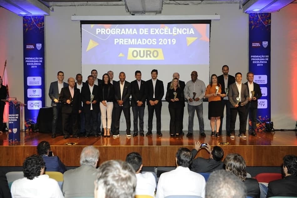FPF premia clubes em evento de gestão; Palmeiras fica fora da lista