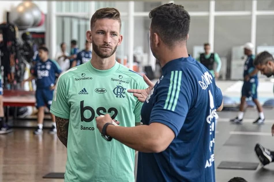 Fla encerra preparação para final da Taça Guanabara com dúvida na zaga