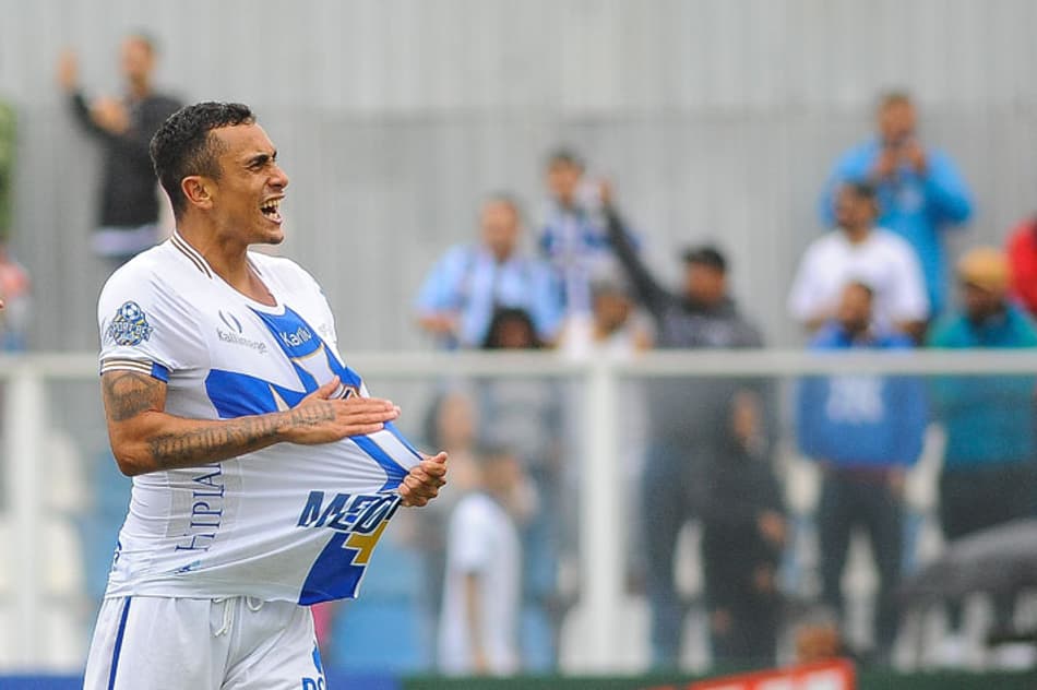 Vital concorda com pressão da torcida após derrota: ‘É normal’