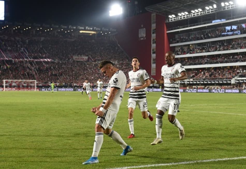 Com autoridade, River Plate vence Estudiantes e segue firme rumo ao título