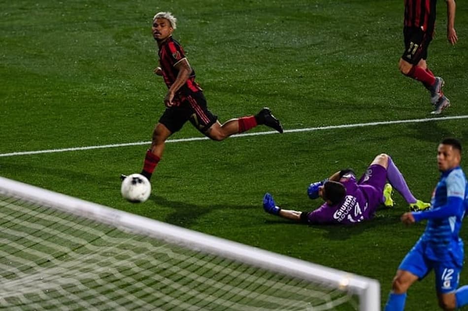 Com vitórias sólidas, Atlanta e Cruz Azul avançam na Concachampions