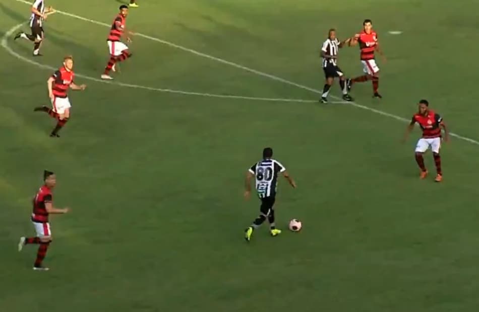 Ceará peca bastante nas finalizações e fica no 0 a 0 com o Guarany