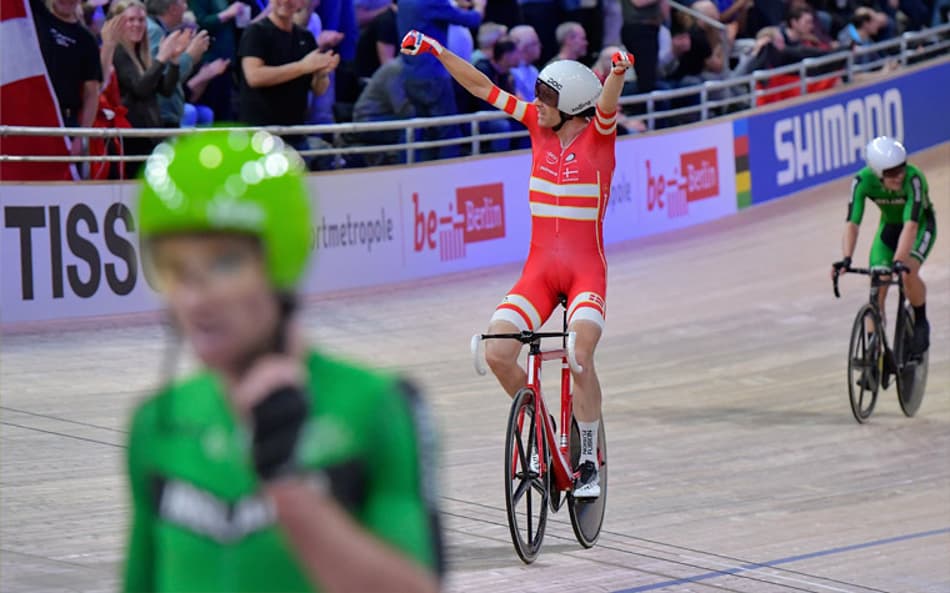 Dinamarquês é campeão mundial de ciclismo após 34 horas confinado