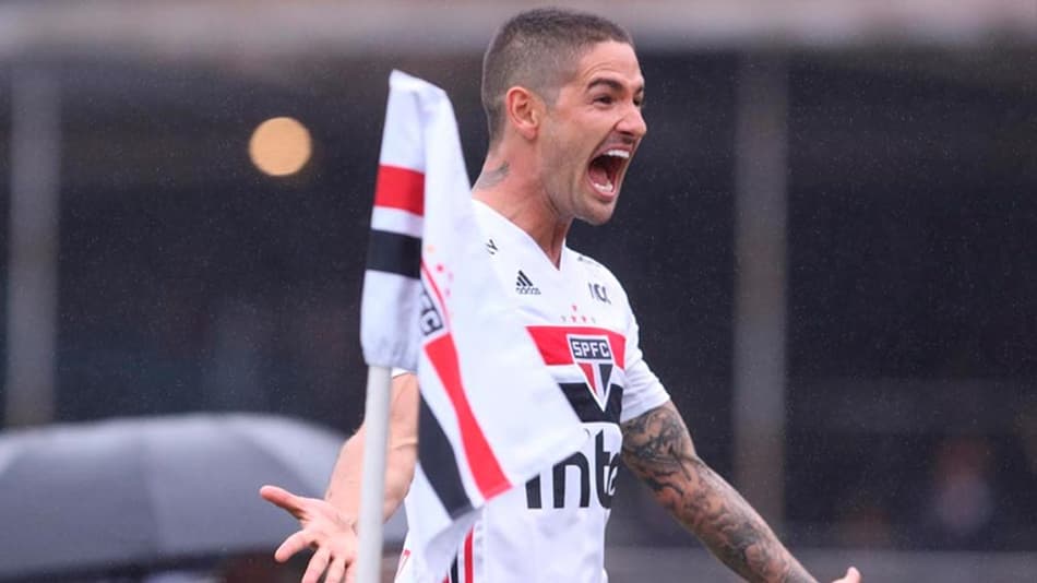 ATUAÇÕES: Pato marca e é destaque do São Paulo novamente