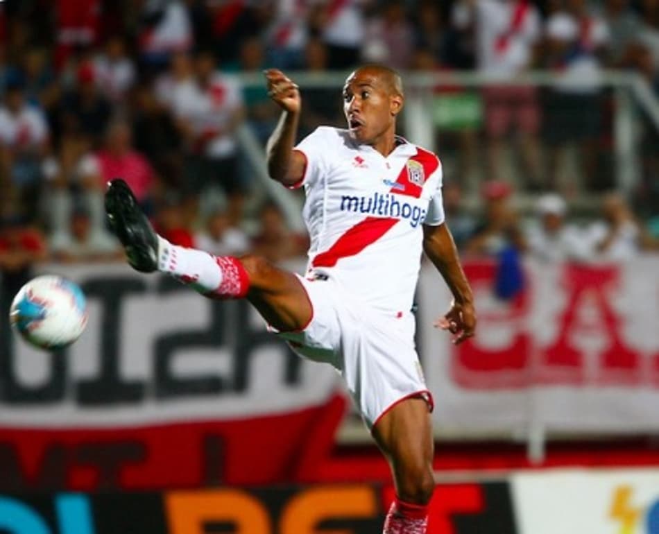 Curicó Unido leva a melhor contra o Huachipato