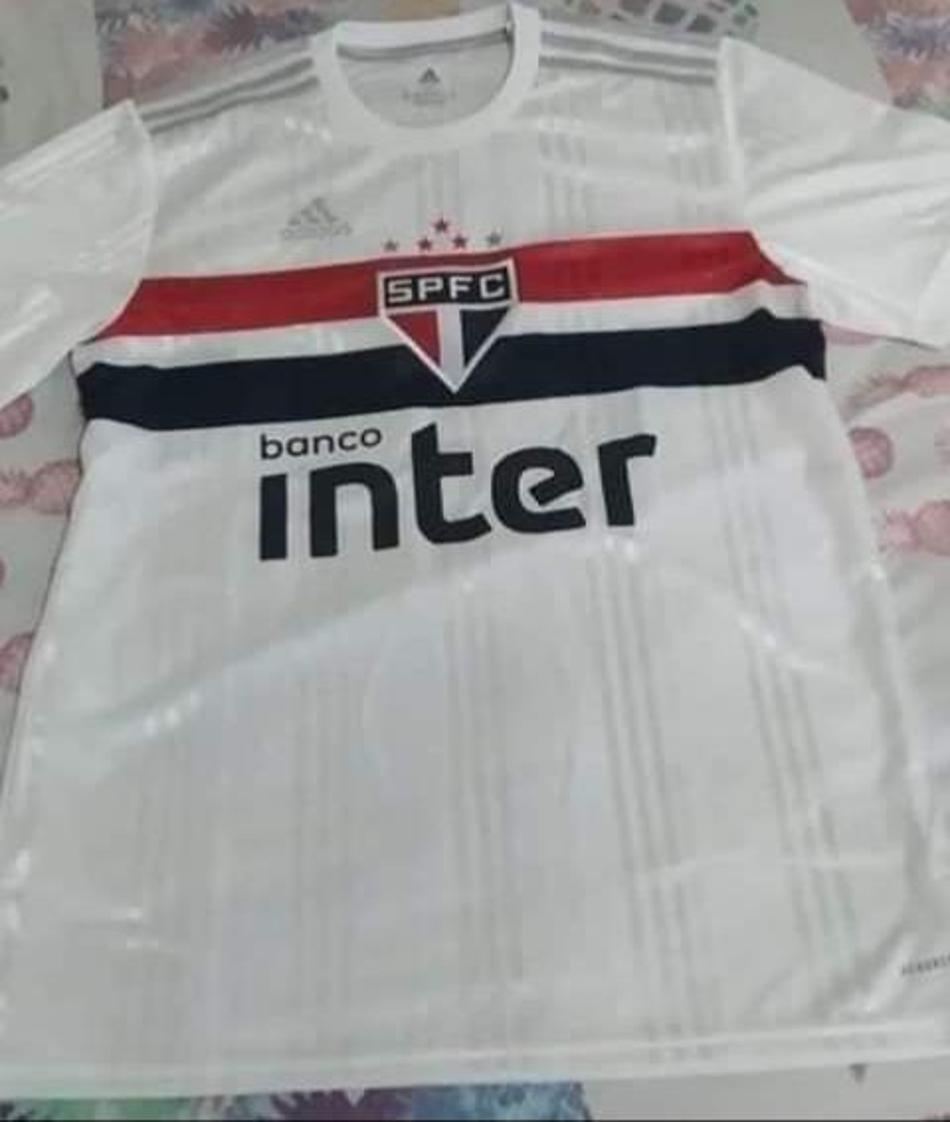 Provável nova camisa titular do São Paulo tem fotos vazadas na internet