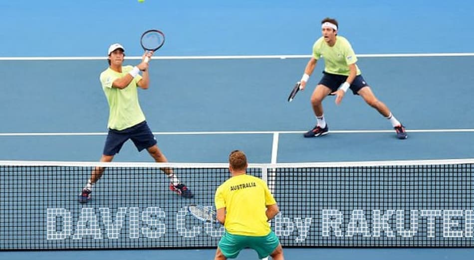 Demoliner e Meligeni vencem batalha de 3h e Brasil segue vivo contra a Austrália