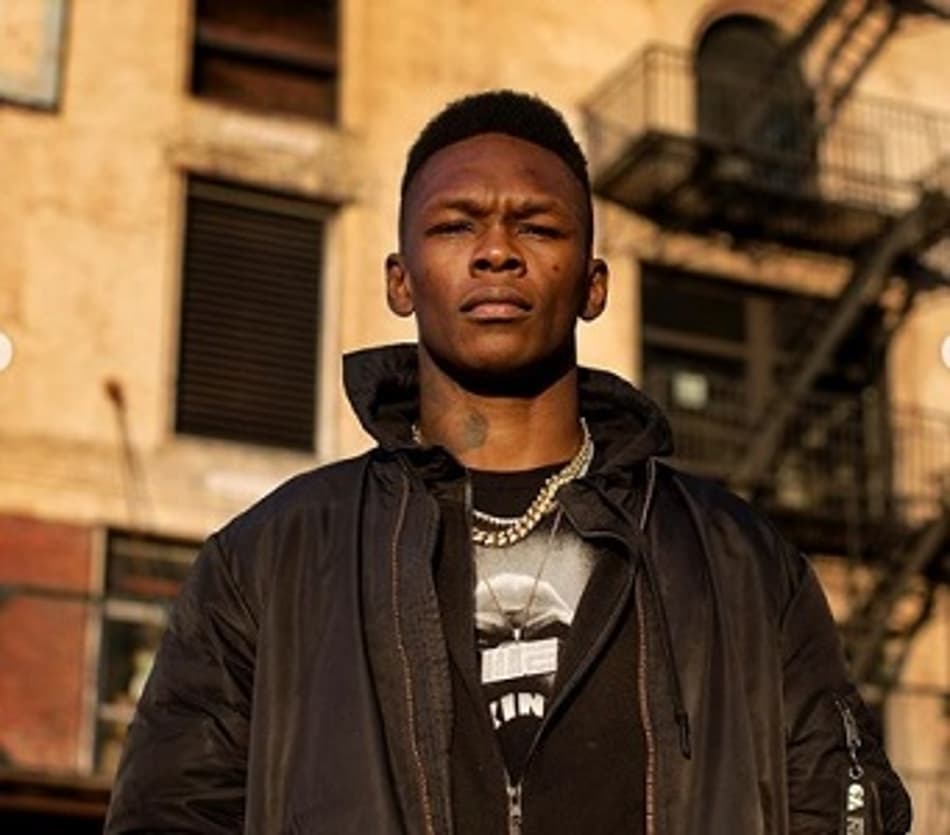 Campeões, Adesanya e Weili Zhang são favoritos para lutas no UFC 248