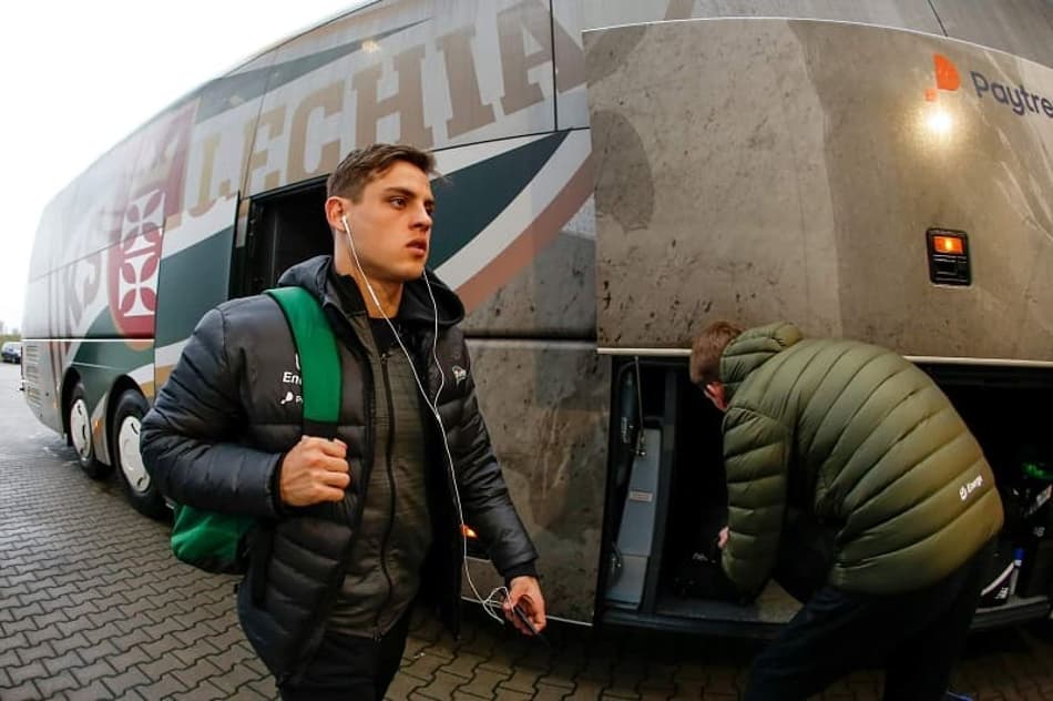 No Lechia Gdansk, Conrado, ex-Grêmio, comenta pausa no Polonês