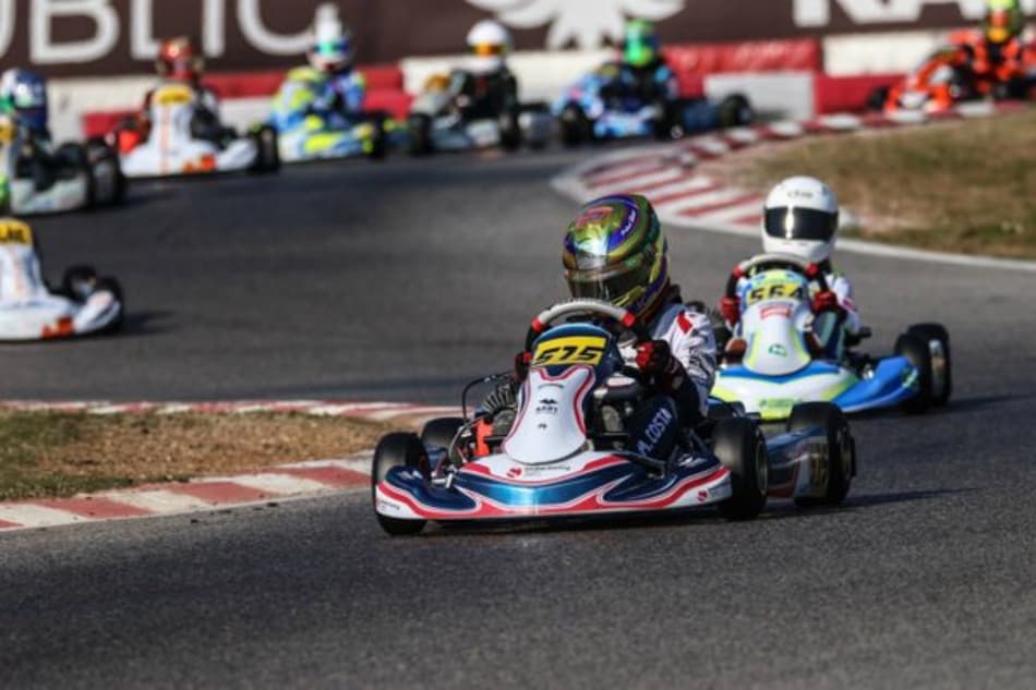 Impacto do coronavírus adia SKUSA, onde Miguel Costa era destaque liderando treinos