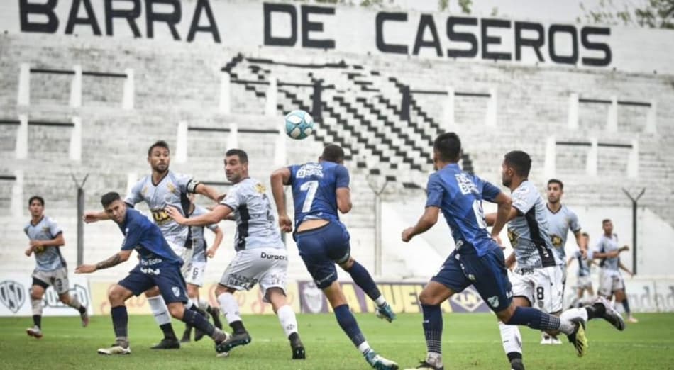 Estudiantes Caseros e de Río Cuarto perdem chance de assumir liderança na segundona argentina